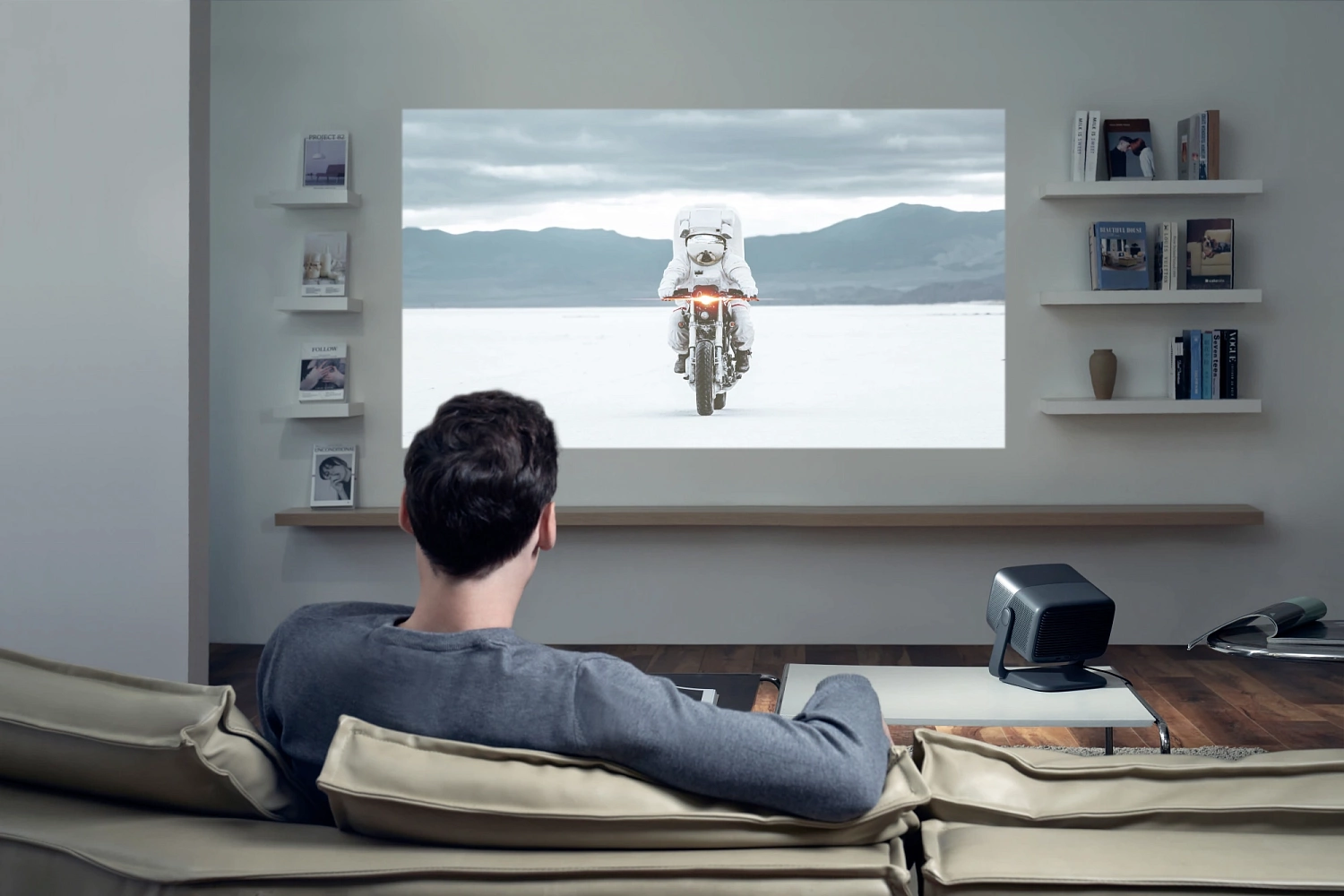 Проектор JMGO N1 Pro DLP 1500Lm LS 3200Lm ANSI (3840x2160) 1600:1 ресурс лампы:30000часов 1xUSB typeA 2xHDMI 5кг