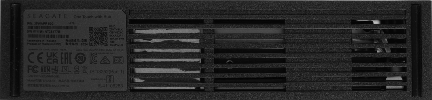 Жесткий диск Seagate USB 3.0 16Tb STLC16000400 One Touch Hub 3.5" черный