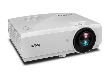 Проектор BenQ Projector SH753+ DLP, FHD (1920x1080), 5000 AL, 1.5X, TR 1.39-2.09, HDMIx2/ MHLx1, VGA, LAN control, USB Power, White