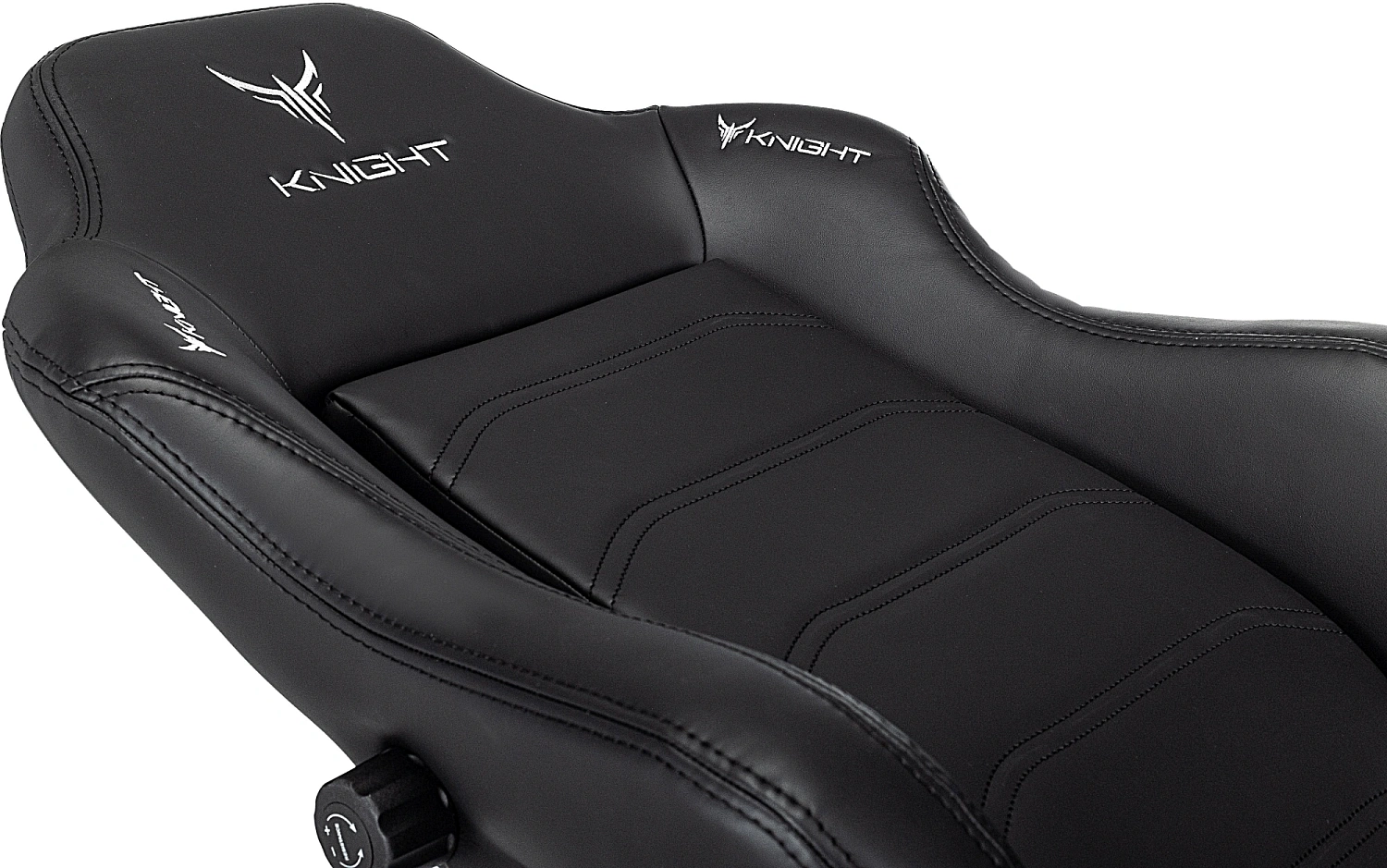 Кресло игровое Knight Master черный экокожа с подголов. крестов. металл