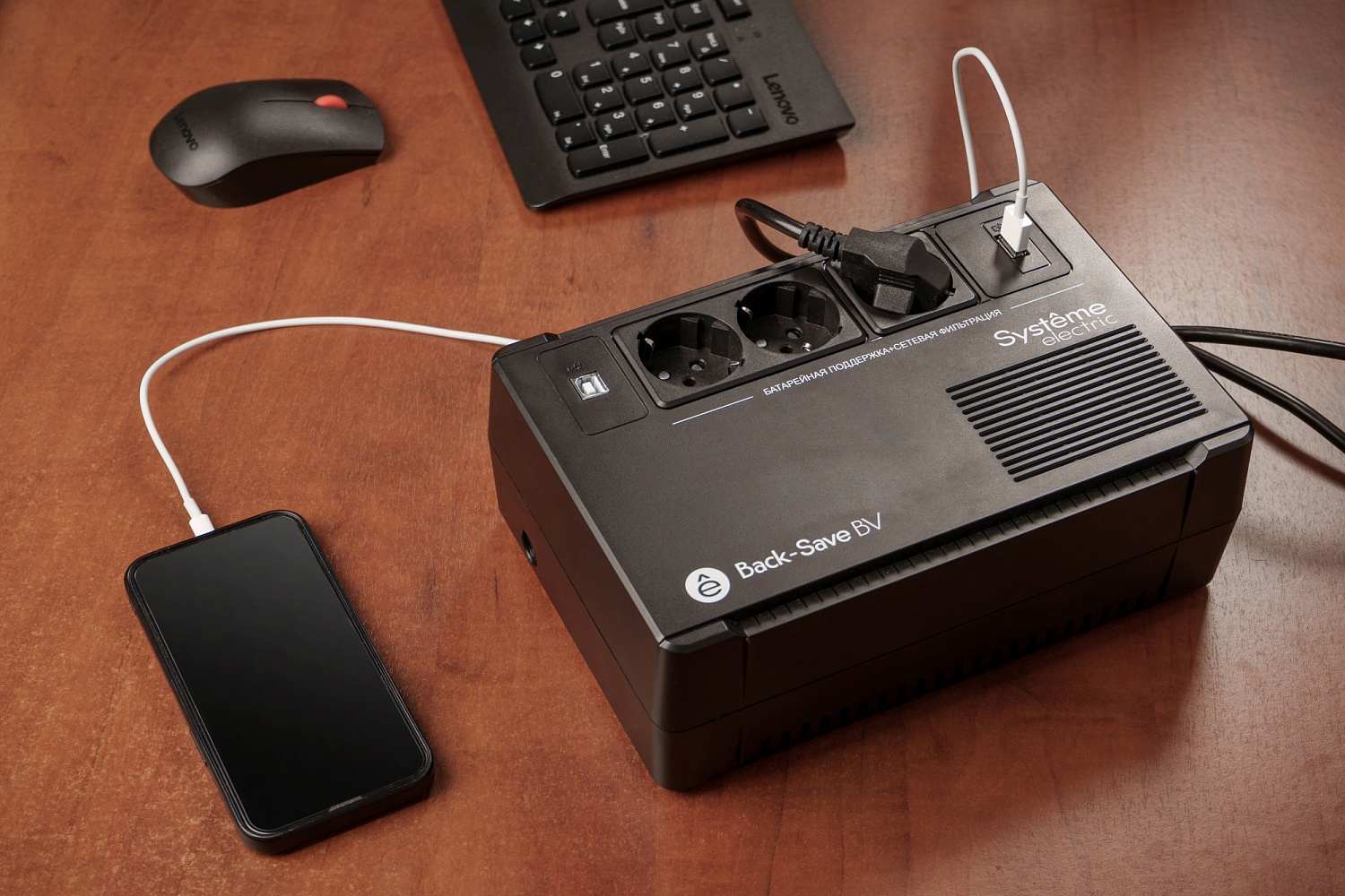 Источник бесперебойного питания Systeme Electriс BV BVSE600RS 360Вт 600ВА черный