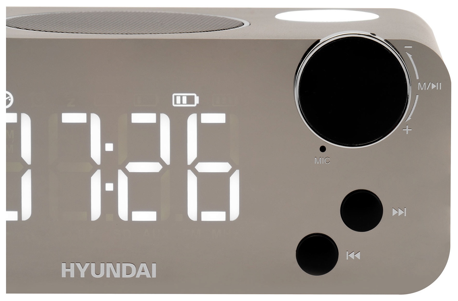 Радиобудильник Hyundai H-RCL320 черный LCD подсв:белая часы:цифровые FM Радиобудильник Hyundai H-RCL320 черный LCD подсв:белая часы:цифровые FM