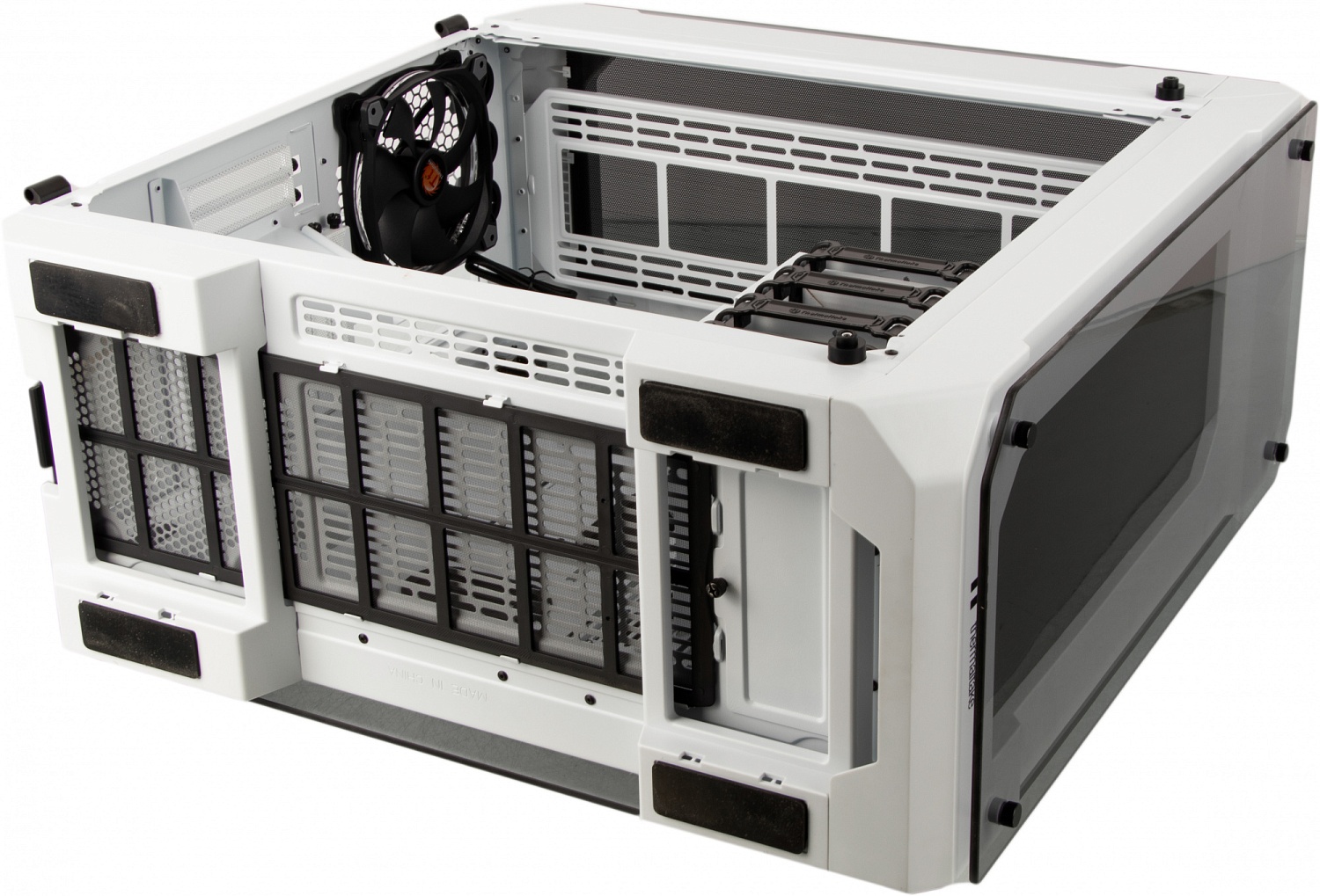 Корпус Thermaltake View 71 TG Snow белый без БП ATX 2x140mm 2xUSB2.0 2xUSB3.0 audio bott PSU