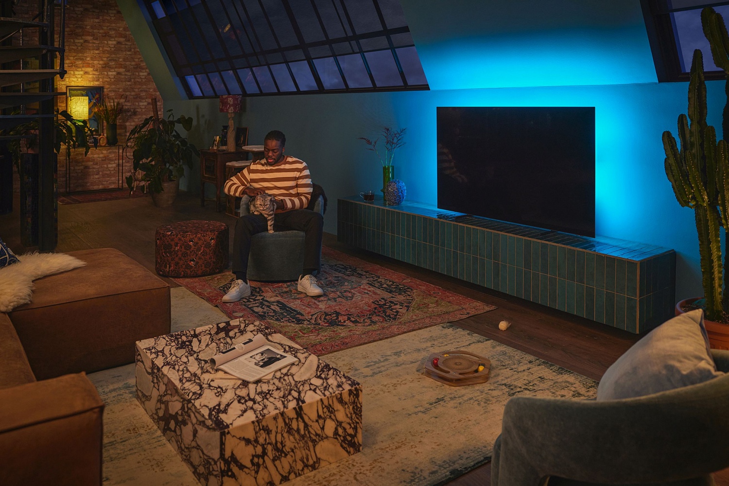 Телевизор OLED Philips 55" 55OLED708/12 антрацитовый 4K Ultra HD 120Hz DVB-T DVB-T2 DVB-C DVB-S DVB-S2 USB WiFi Smart TV