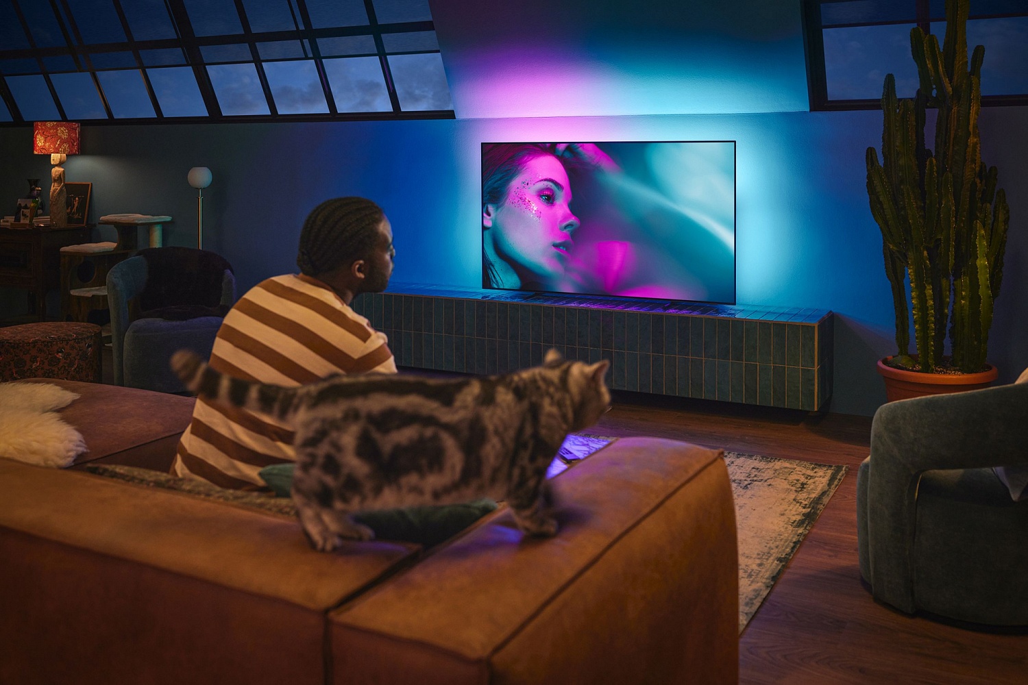 Телевизор OLED Philips 55" 55OLED708/12 антрацитовый 4K Ultra HD 120Hz DVB-T DVB-T2 DVB-C DVB-S DVB-S2 USB WiFi Smart TV