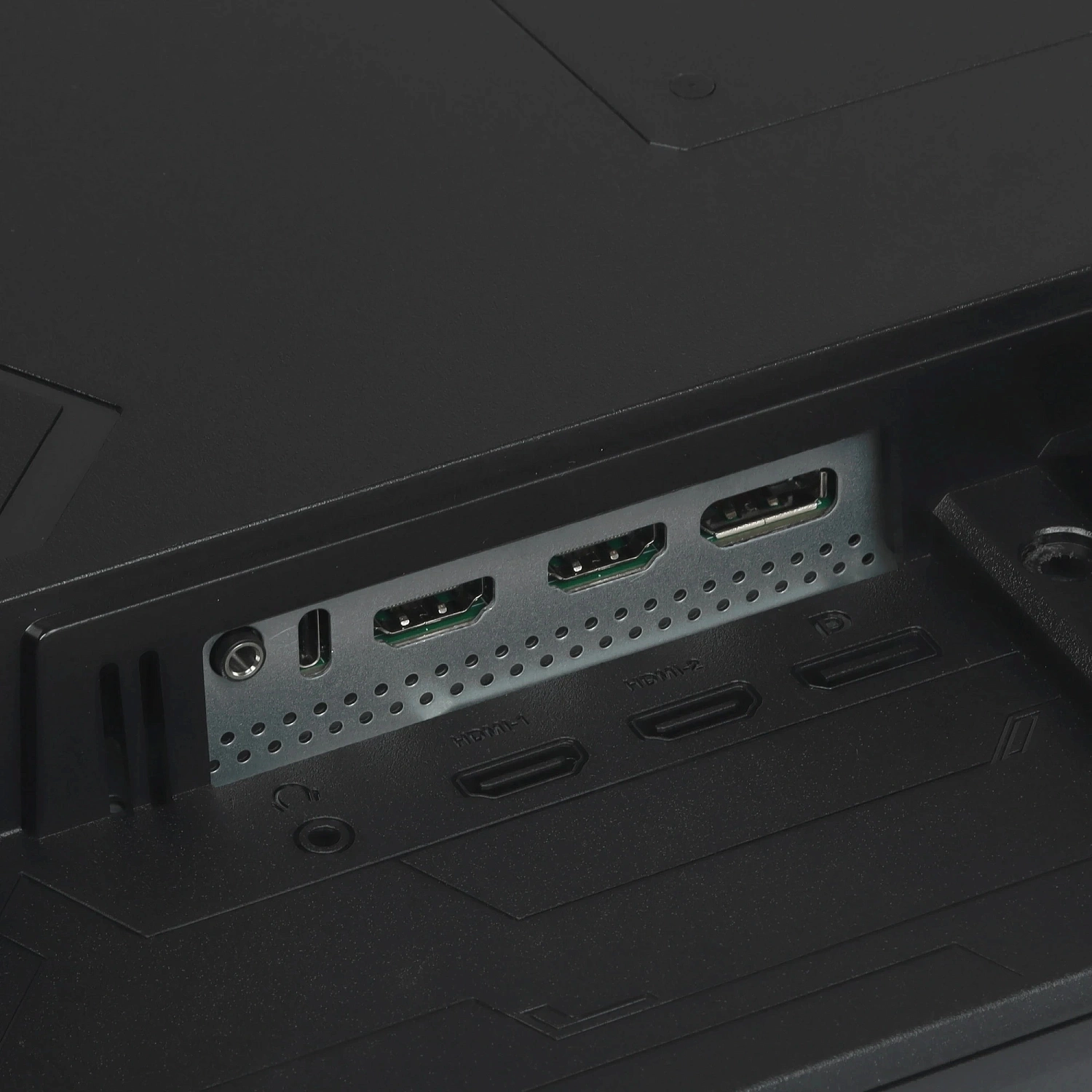 Монитор Asus 27" TUF Gaming VG27AQM5A черный IPS LED 1ms 16:9 HDMI M/M матовая 1300:1 300cd 178гр/178гр 2560x1440 300Hz DP Quad HD 2K (1440p) USB 3.6кг