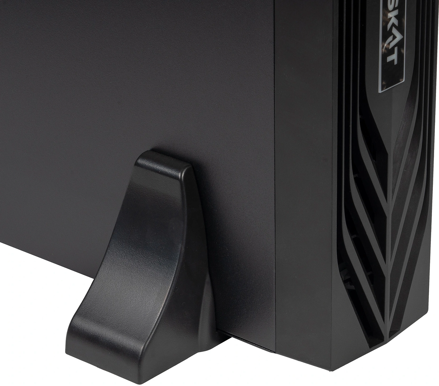 Источник бесперебойного питания Бастион 2000-Rack-ON-4X9-E P3 2000Вт 2000ВА черный