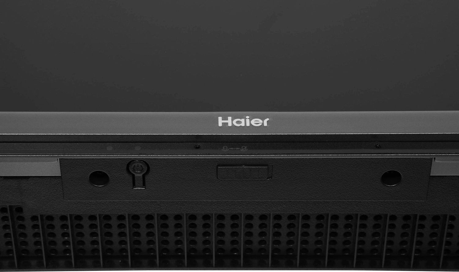Телевизор LED Haier 55" 55 MiniLED M4 Frameless серебристый 4K Ultra HD 60Hz MEMC DVB-T DVB-T2 DVB-C DVB-S2 USB WiFi Smart TV