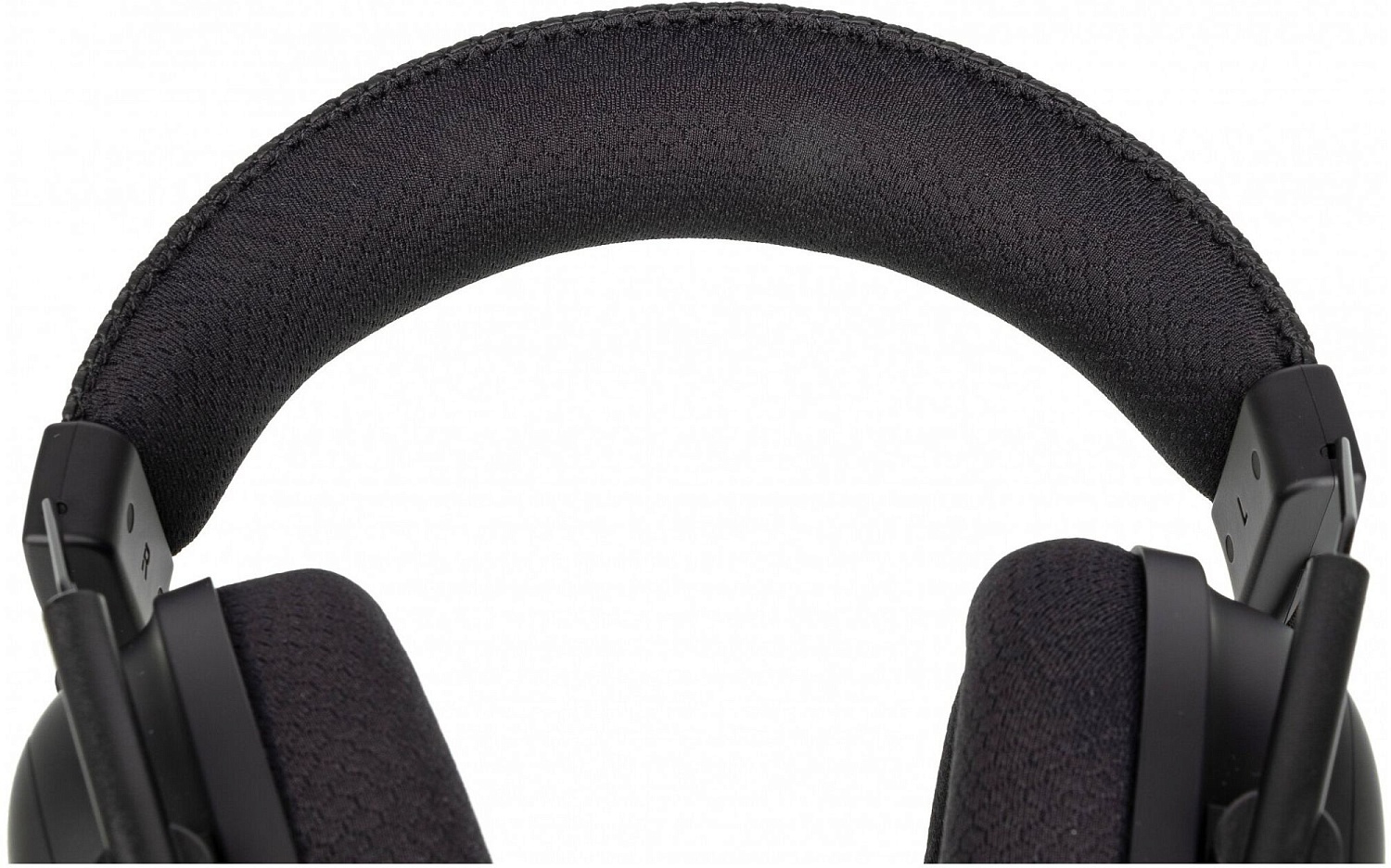 Наушники с микрофоном Razer Blackshark V2 Pro черный 1.3м мониторные Radio оголовье (RZ04-03220100-R3M1)