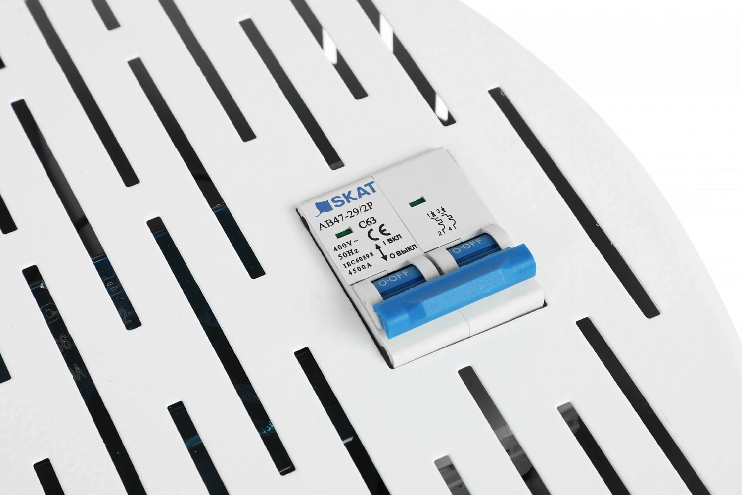 Стабилизатор напряжения Бастион Skat STL 15000 6800Вт 9000ВА белый