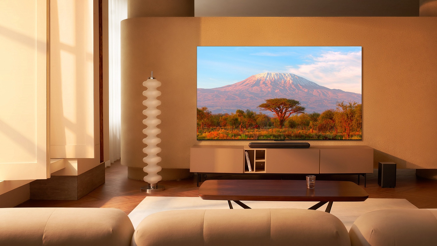 Телевизор QLED TCL 85" 85X955 черный 4K Ultra HD 120Hz DVB-T DVB-T2 DVB-C DVB-S DVB-S2 USB WiFi Smart TV (RUS)