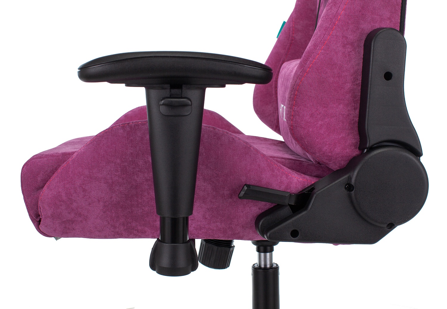 Кресло игровое Zombie VIKING KNIGHT Fabric малиновый Light-15 с подголов. крестов. металл Кресло игровое Zombie VIKING KNIGHT Fabric малиновый Light-15 с подголов. крестов. металл