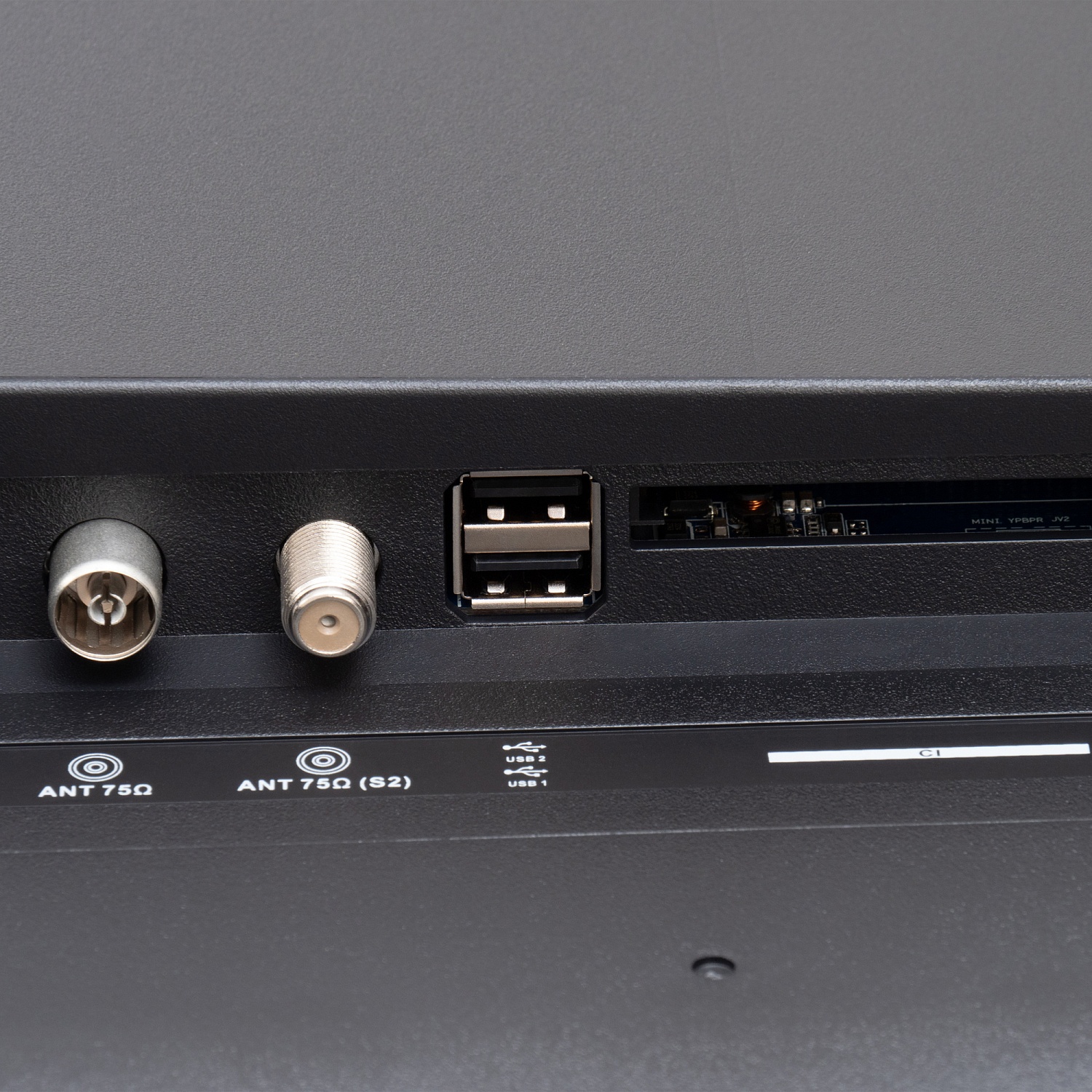 Телевизор LED Hyundai 65" H-LED65GU7001 Салют ТВ Frameless черный 4K Ultra HD 60Hz DVB-T DVB-T2 DVB-C DVB-S DVB-S2 WiFi Smart TV (RUS)