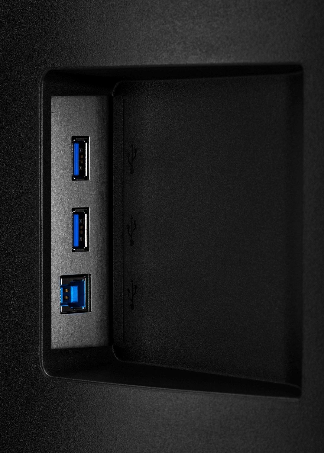 Монитор Iiyama 31.5" ProLite XB3288UHSU-B5 черный VA LED 3ms 16:9 HDMI M/M матовая HAS 3000:1 300cd 178гр/178гр 3840x2160 60Hz DP 4K USB 8.8кг