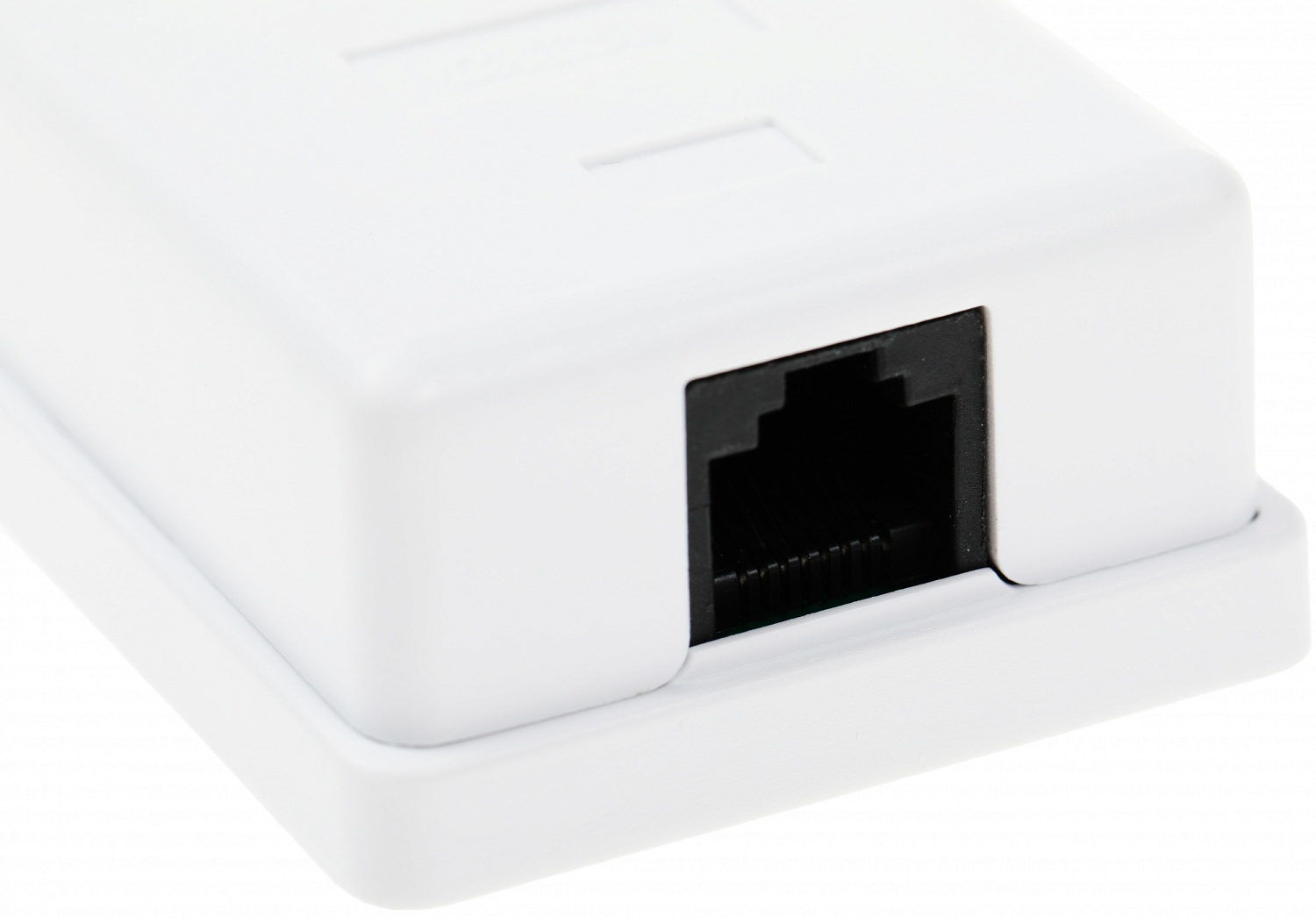 Настенная розетка, 1 порт RJ-45 категории 5е, UTP, белая