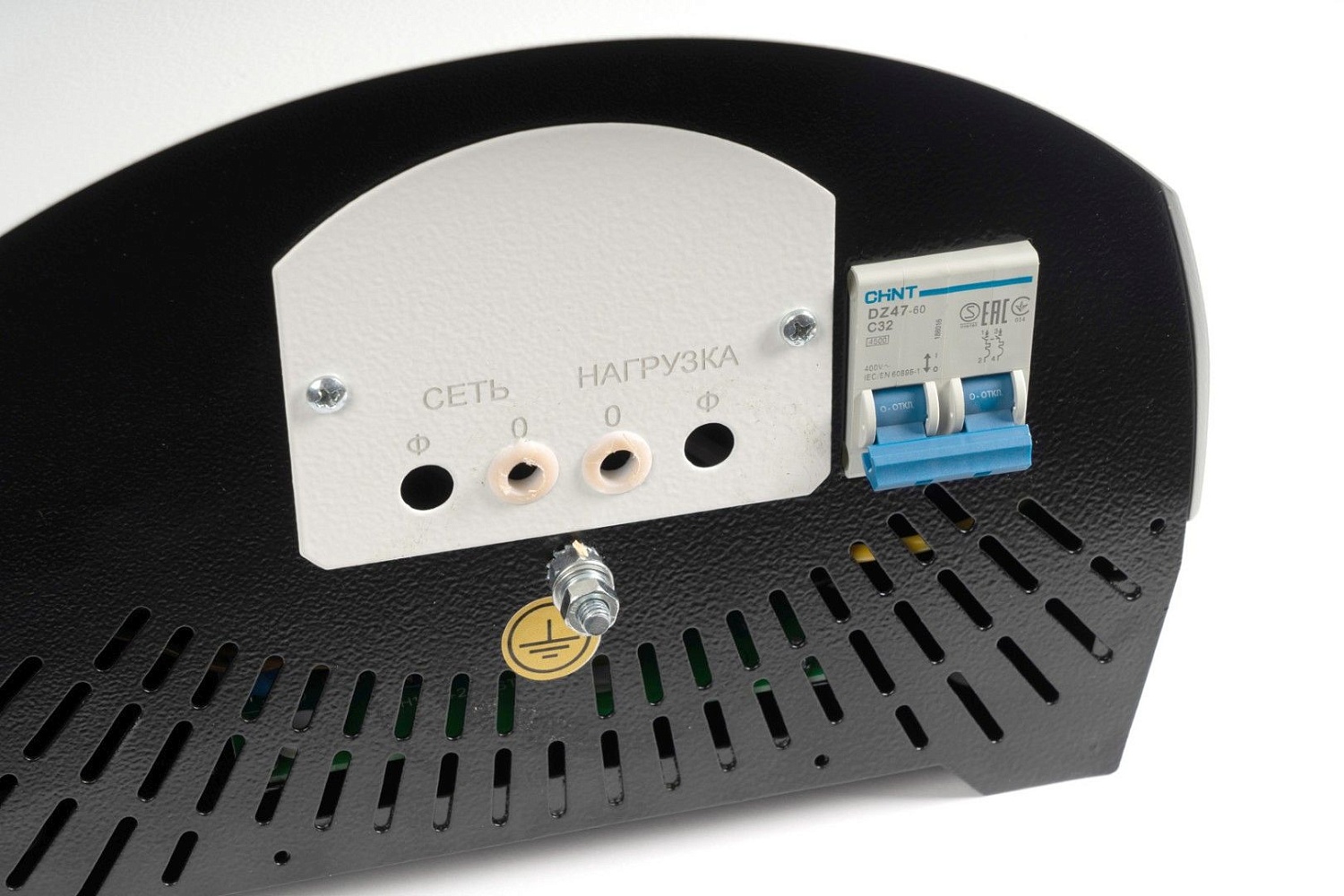 Стабилизатор напряжения Бастион Skat STP 10000 исп.Н 10000ВА белый