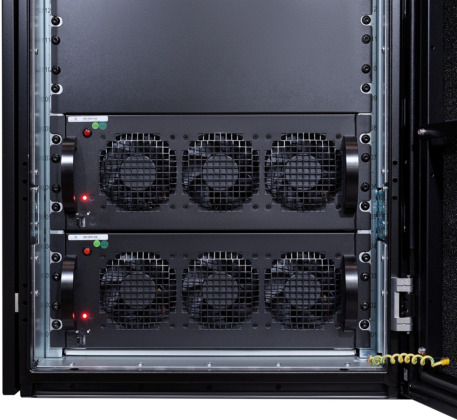 Шкаф системный Ippon BlackRock 600K 1993044 напольный 2020мм 600мм 1100мм