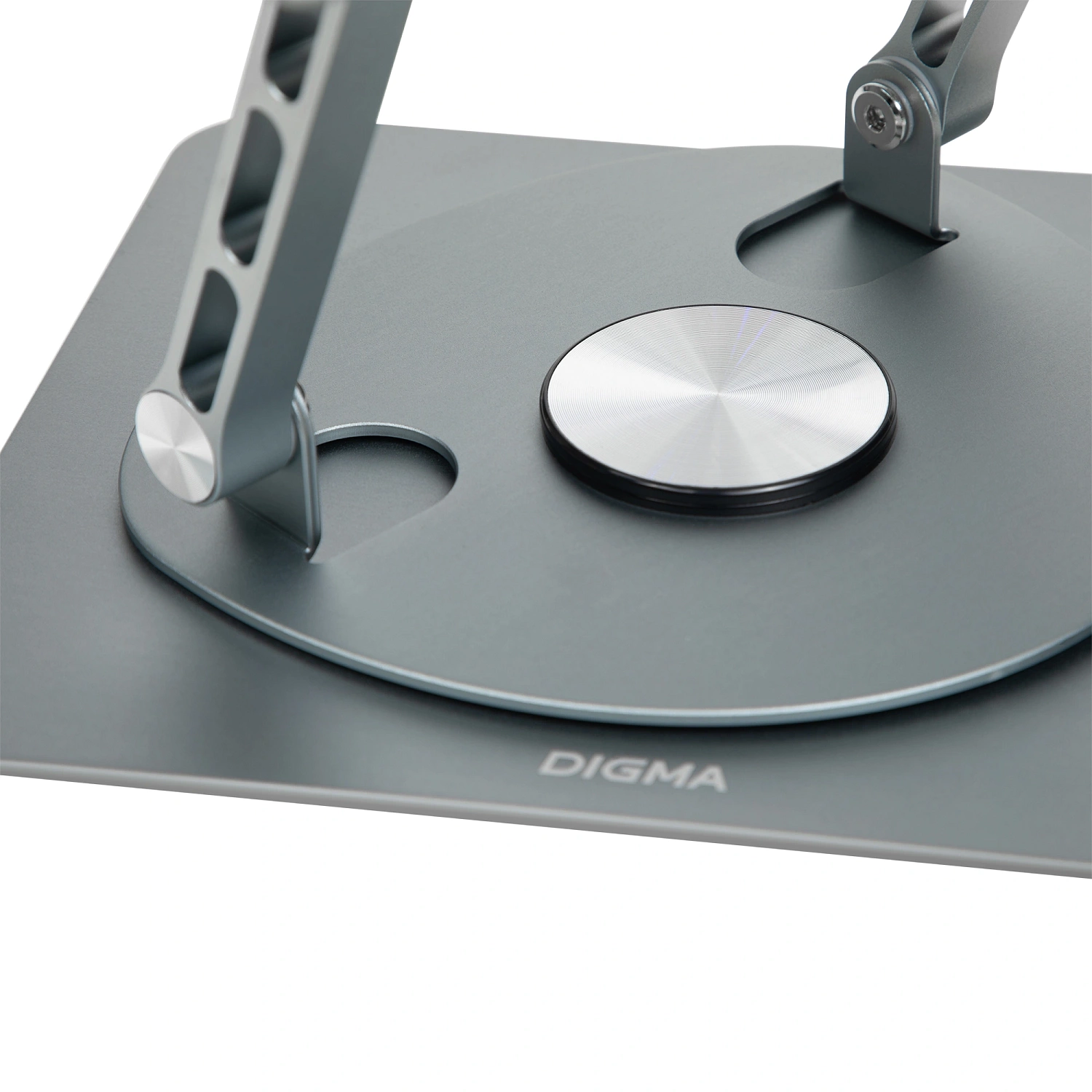 Подставка для ноутбука Digma D-NCP170-1xRGB110-360 17" 240x230x50мм 2xUSB 1x алюминий серый Подставка для ноутбука Digma D-NCP170-1xRGB110-360 17" 240x230x50мм 2xUSB 1x алюминий серый