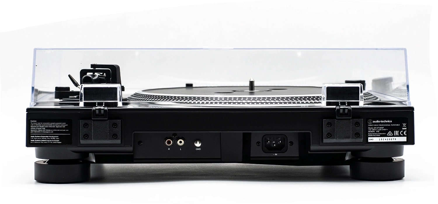 Проигрыватель винила Audio-Technica AT-LP140XPBKE ручной черный Проигрыватель винила Audio-Technica AT-LP140XPBKE ручной черный