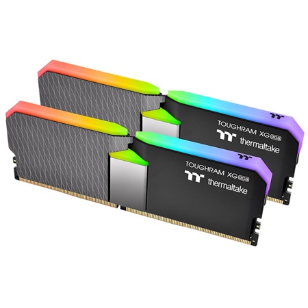 32GB Thermaltake DDR4 3600 DIMM TOUGHRAM XG RGB Black Gaming Memory R016D416GX2-3600C18A Non-ECC, R016D416GX2-3600C18A CL18, 1.35V, Heat Shield, XMP 2.0, Kit (2x16GB), RTL (528832)