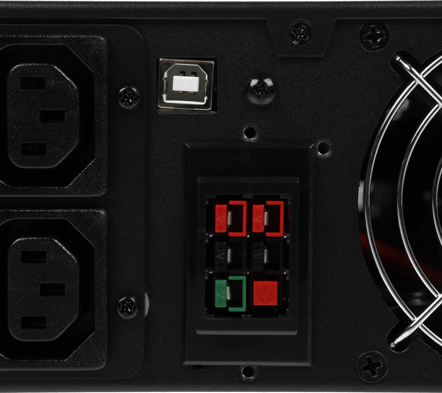 Источник бесперебойного питания Powercom Macan MRT-2000-L 2000Вт 2000ВА черный без батареи