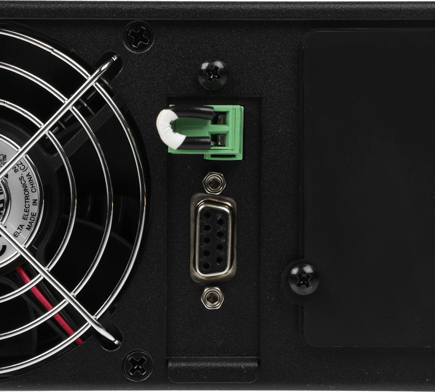 Источник бесперебойного питания Powercom Macan MRT-2000-L 2000Вт 2000ВА черный без батареи