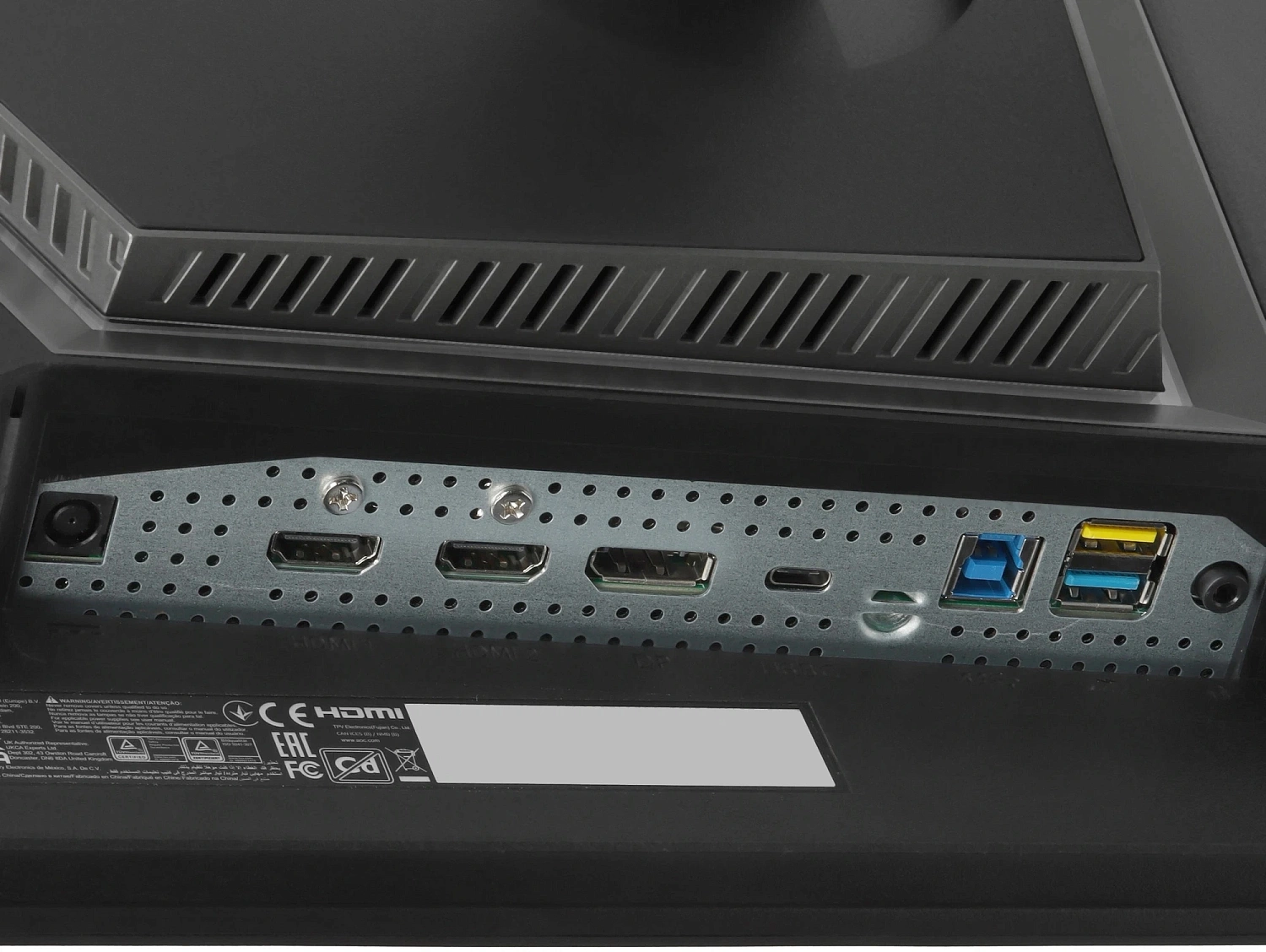 Монитор AOC 27" Agon Pro AG276UZD черный QD OLED LED 0.03ms 16:9 HDMI M/M матовая HAS Piv 1500:1 1000cd 178гр/178гр 3840x2160 240Hz DP 4K USB 5.35кг