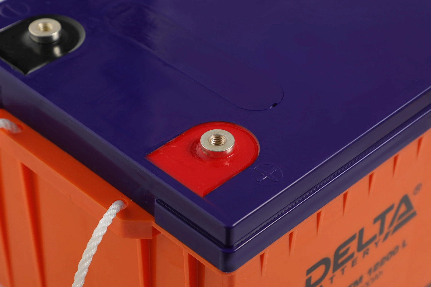 Аккумуляторная батарея Delta Аккумуляторная батарея для ИБП DTM 12200 L (12V/200Ah) (4614010640005)