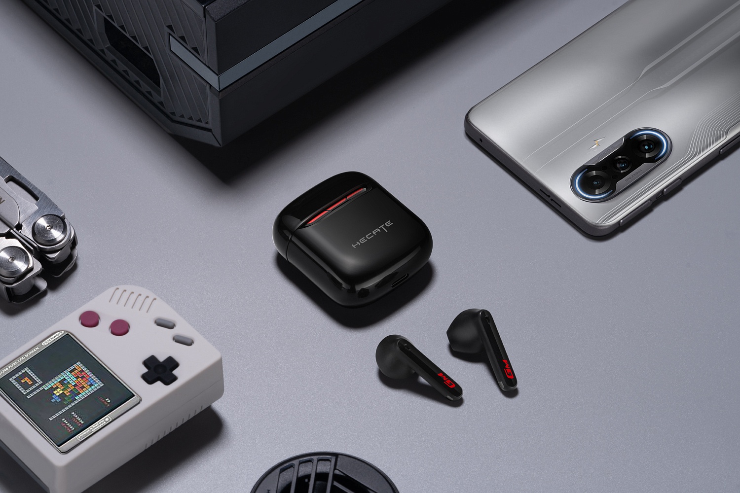 Наушники с микрофоном Edifier GM3 Plus черный вкладыши BT в ушной раковине