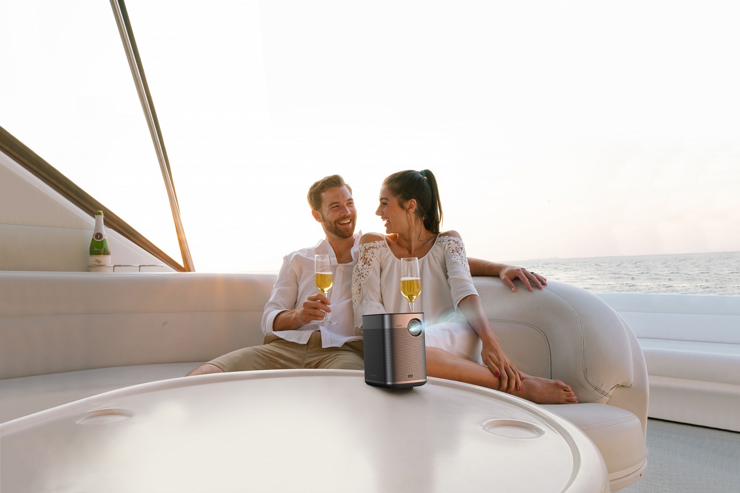 Проектор Xgimi Halo+ DLP 900Lm (1920x1080) ресурс лампы:30000часов 1xUSB typeA 1xHDMI 1.6кг