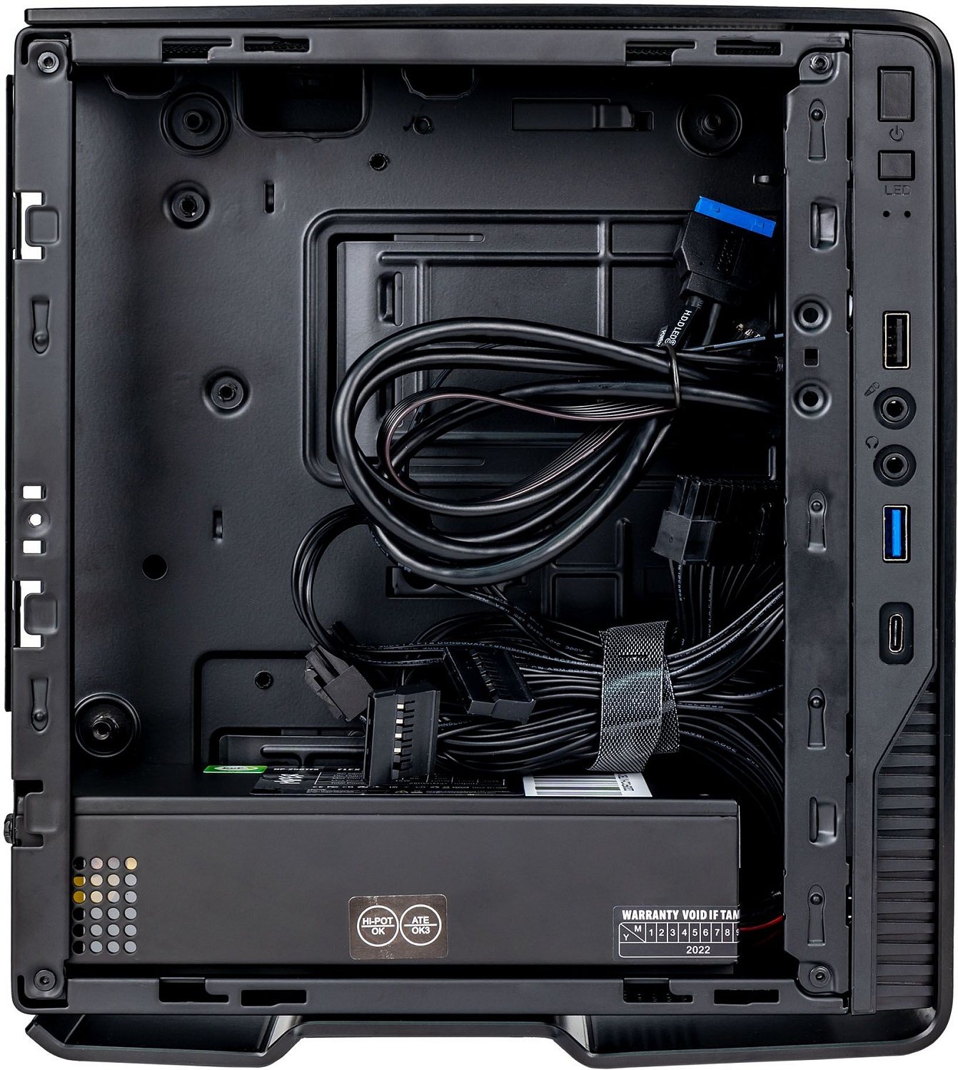 Корпус Hiper Vi7B черный 180W miniITX 1xUSB2.0 1xUSB3.1 audio bott PSU