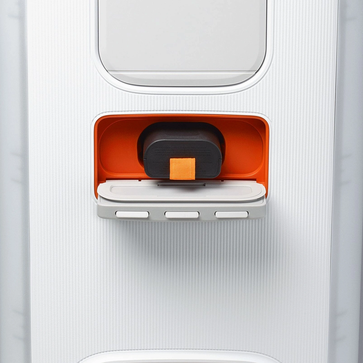 Минисистема Hi-Fi JBL PartyBox Club 120 белый 160Вт USB BT